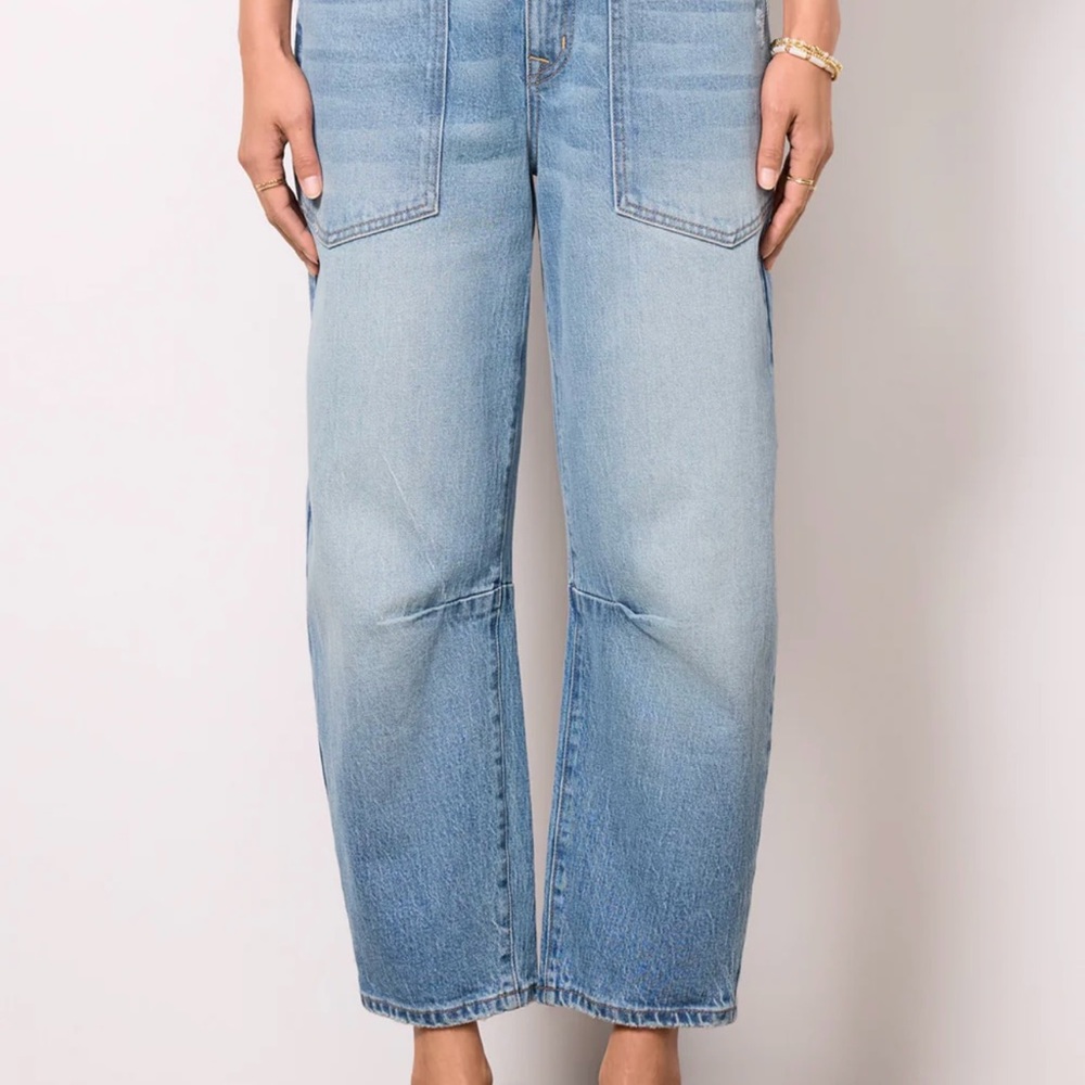 Women's Barrel Light Blue Jeans - evereve - Picture 4 of 9